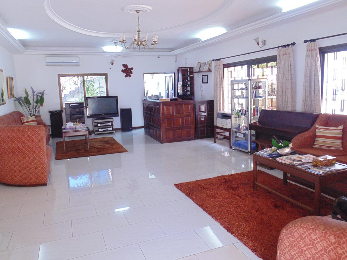 Lavender Lodge Hotel Akra Dış mekan fotoğraf