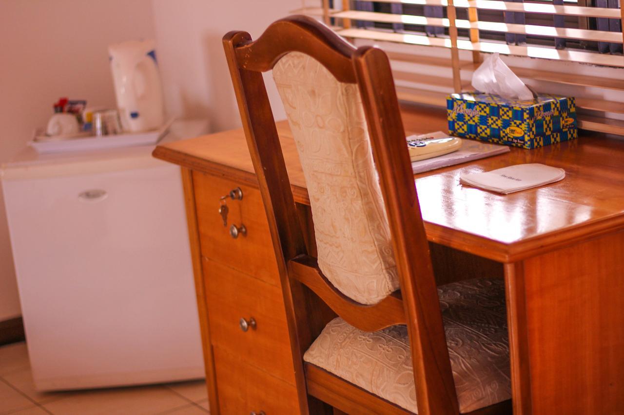 Lavender Lodge Hotel Akra Dış mekan fotoğraf