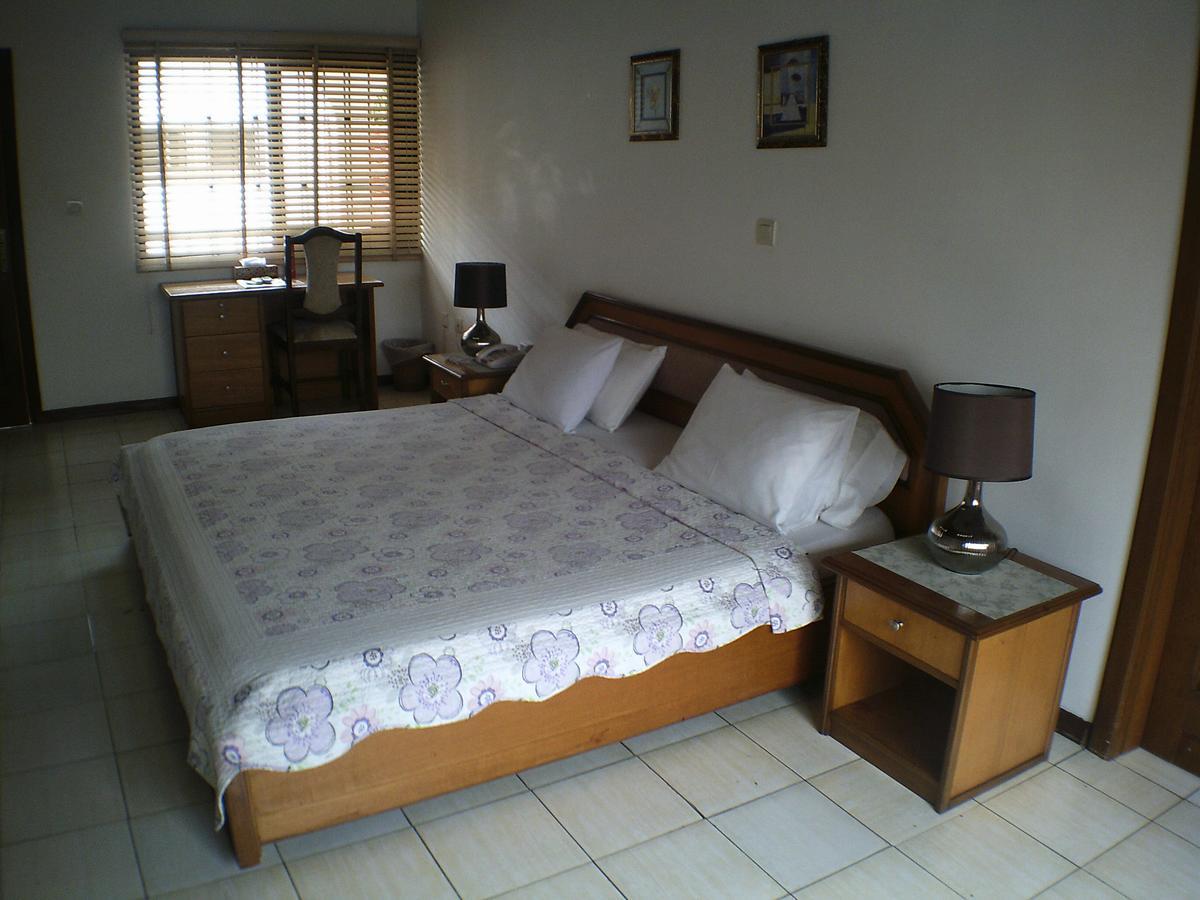 Lavender Lodge Hotel Akra Dış mekan fotoğraf