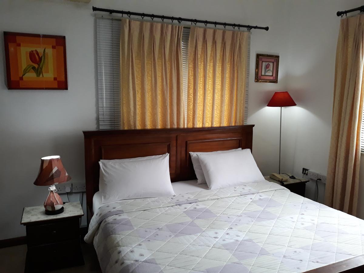 Lavender Lodge Hotel Akra Dış mekan fotoğraf