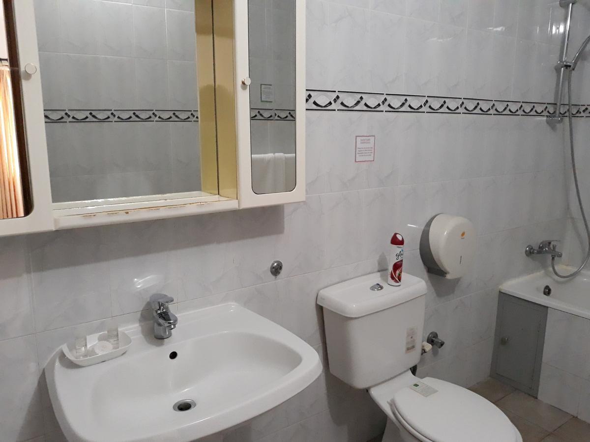 Lavender Lodge Hotel Akra Dış mekan fotoğraf